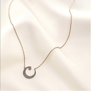 STELLA & DOT
Pavé Crescent Necklace